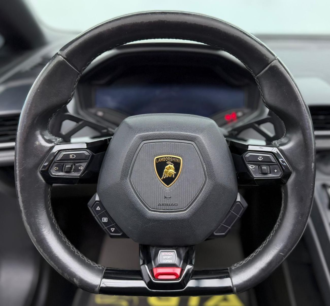 Lamborghini Huracan 2017 Lamborghini Huracan LP610-4 Spyder ,Full Service History ,GCC