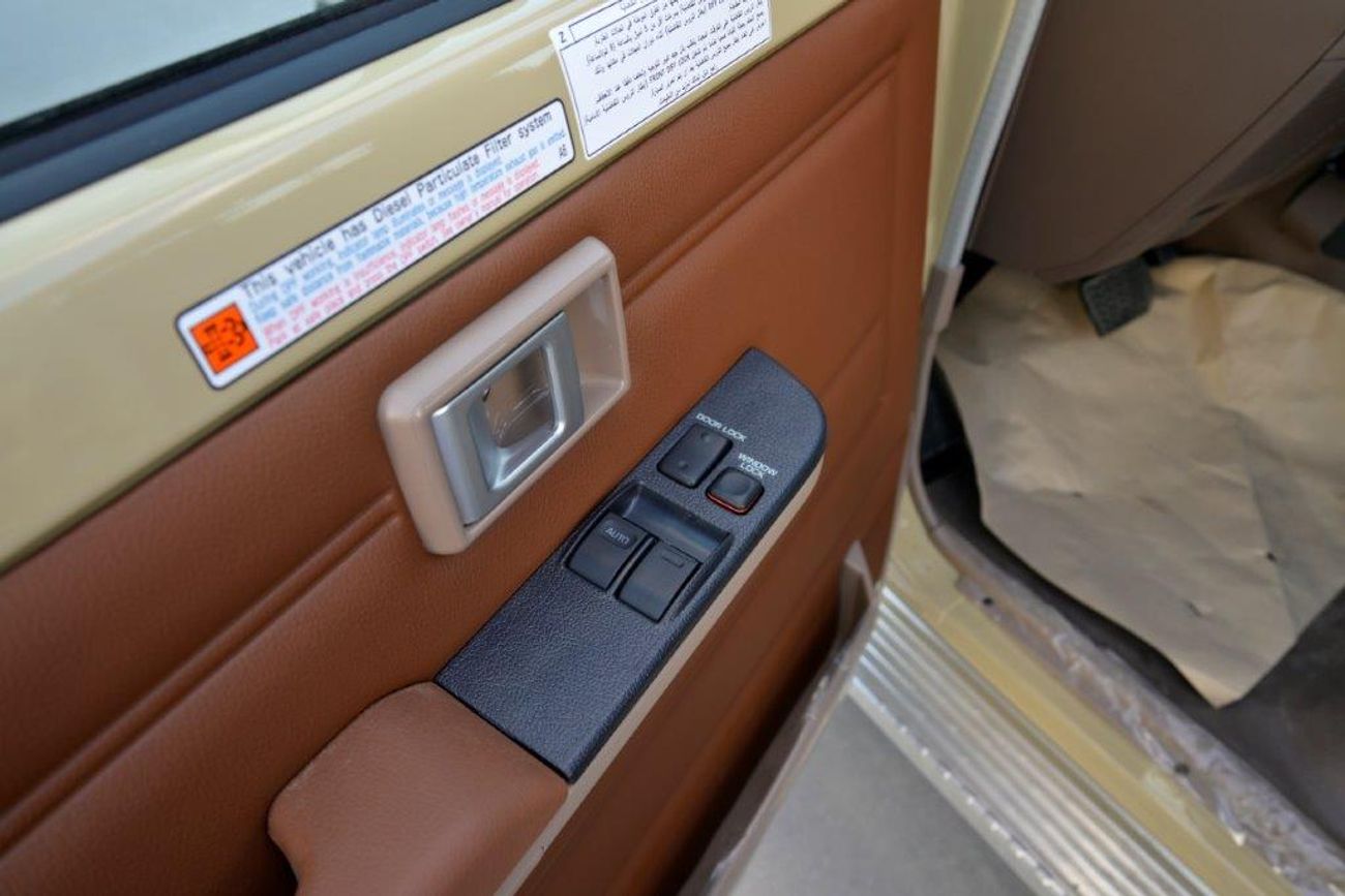 تويوتا لاند كروزر بيك آب LC79 SINGLE CAB SDLX 2.8L DIESEL AT-EURO 5