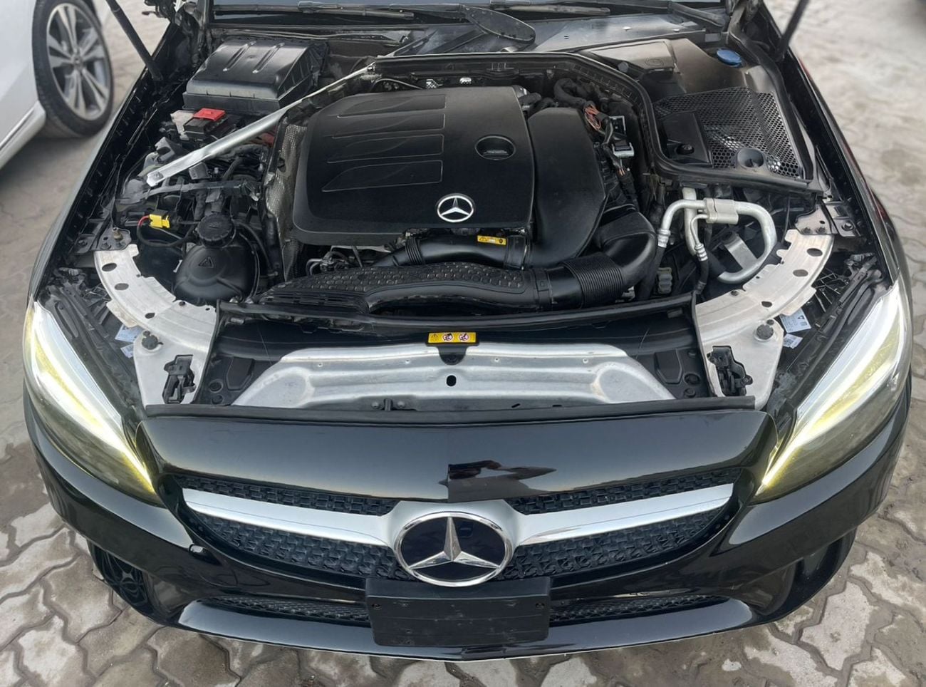مرسيدس بنز C 300