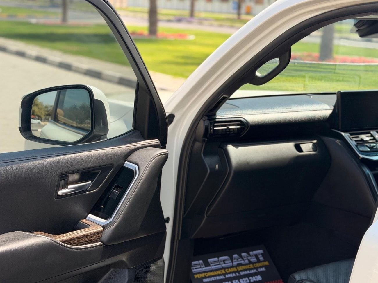 تويوتا لاند كروزر VX 3.3L