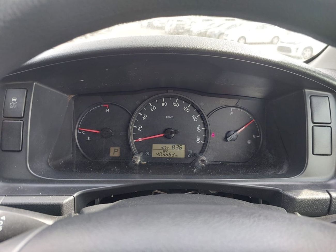 تويوتا هاياس TOYOTA HIACE COMMUTER VAN RHD 2015 MODEL 3.0 L DIESEL AUTOMATIC(PM23061)