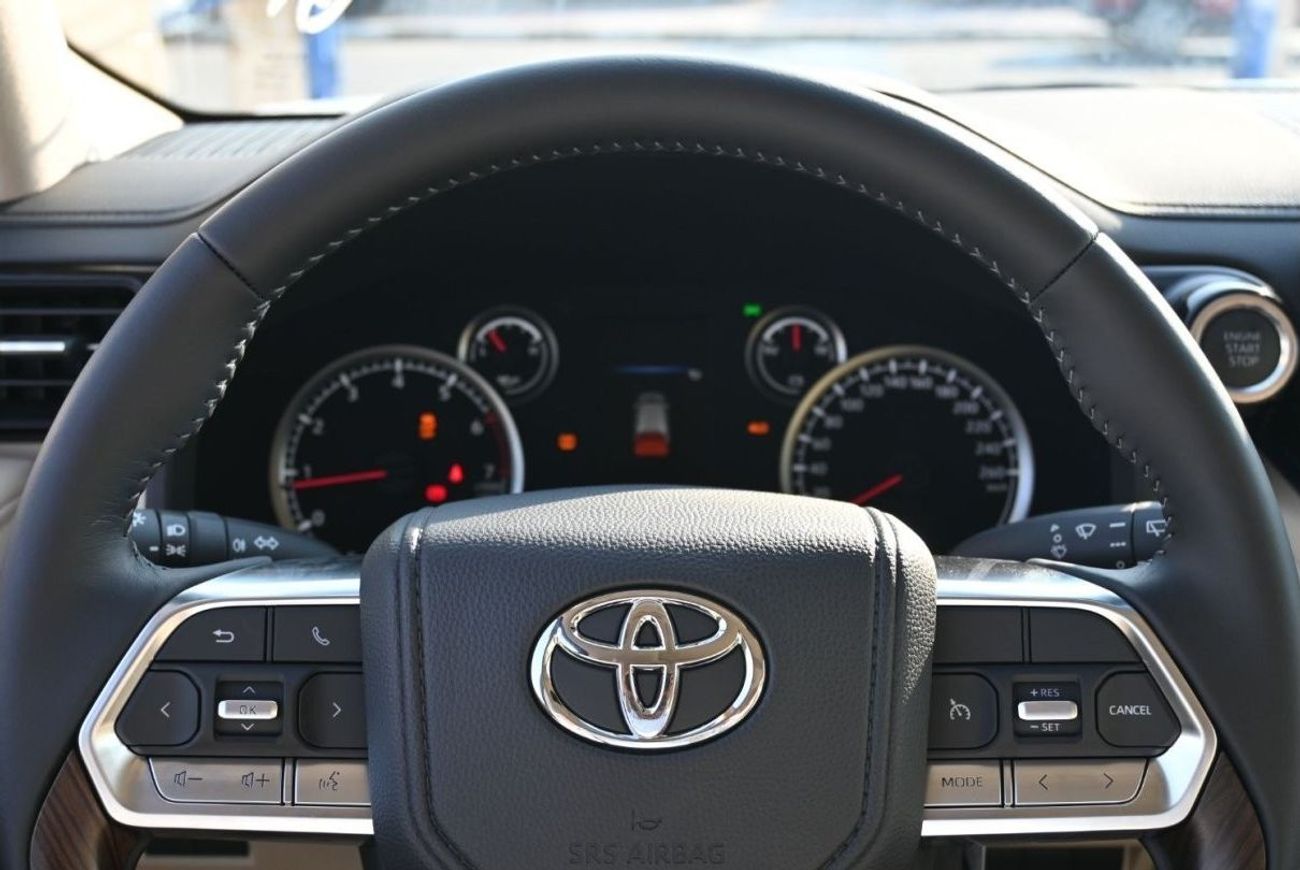 تويوتا لاند كروزر Toyota Land Cruiser 4.0L Petrol GX-R, 4WD, SUV, Model 2023, Color White
