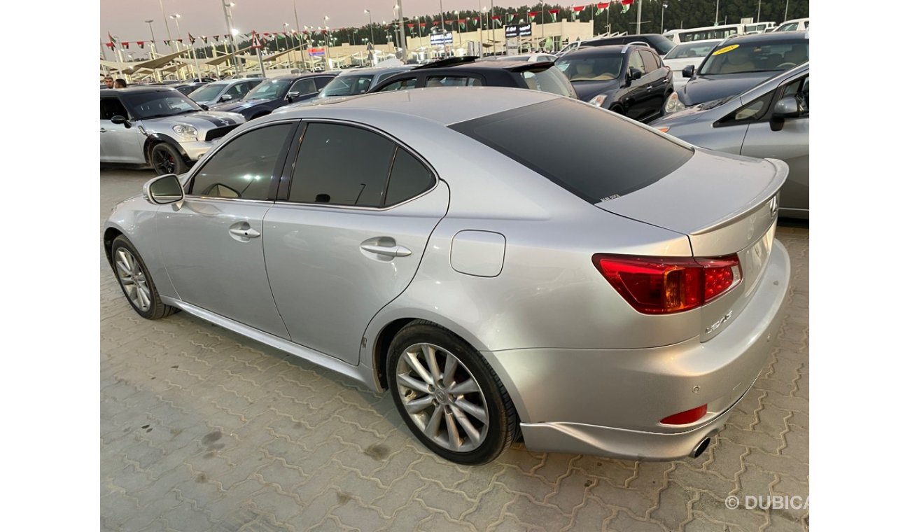 Lexus IS300