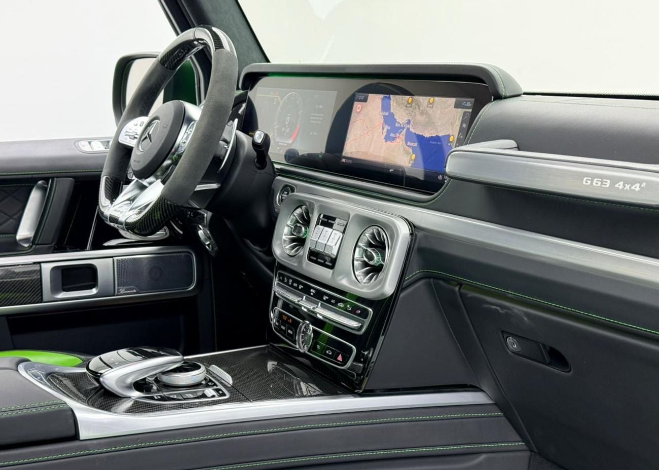 مرسيدس بنز G 63 AMG 4X4² 2022 Mercedes Benz G63 4x4², 2028 MB Warranty, 2026 MB Service Pack, Very Low Km, GCC