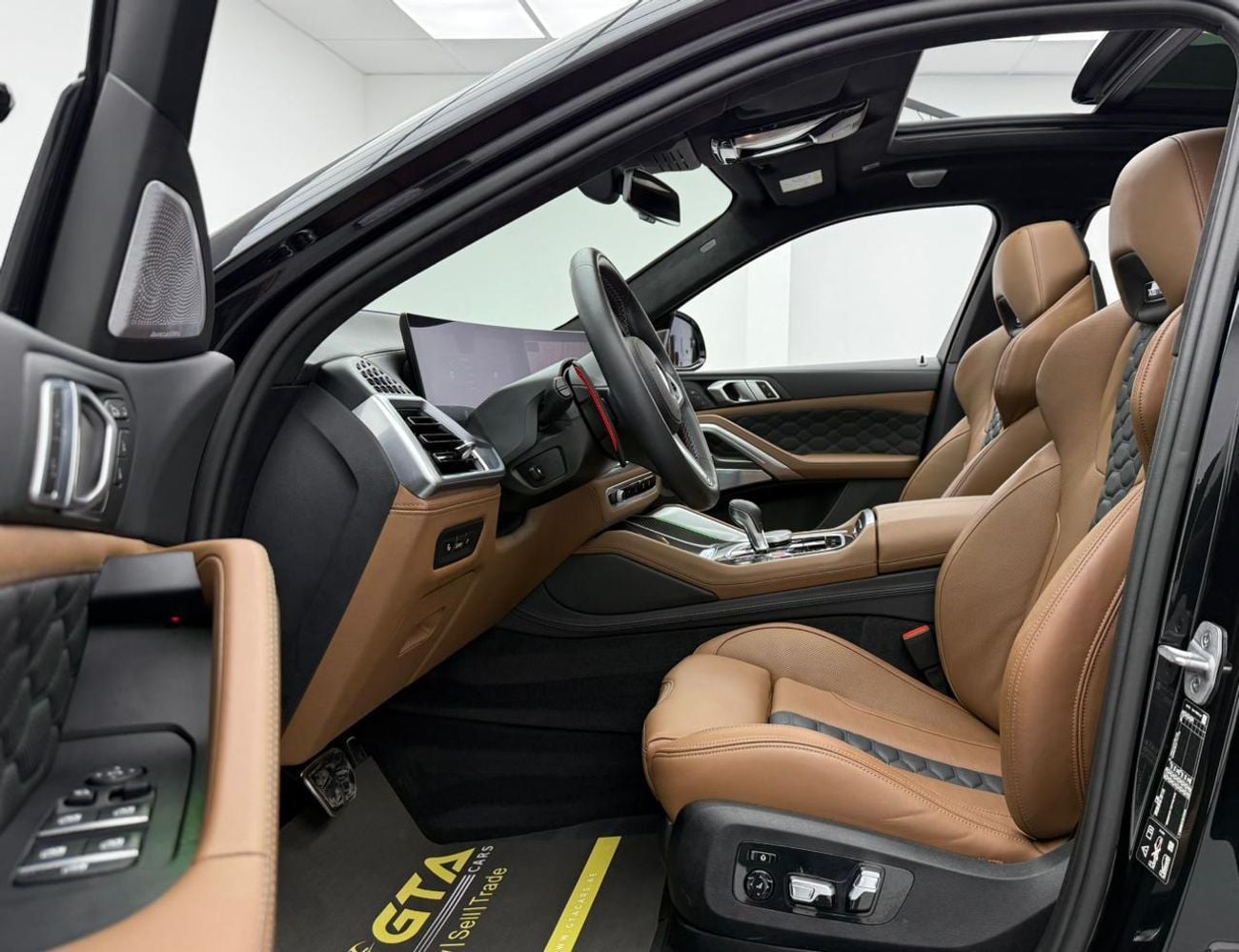 BMW X6M Competition 4.4L 2024 BMW X6M Competition, 2029 BMW Warranty + Service Pack, Full BMW Service Histor