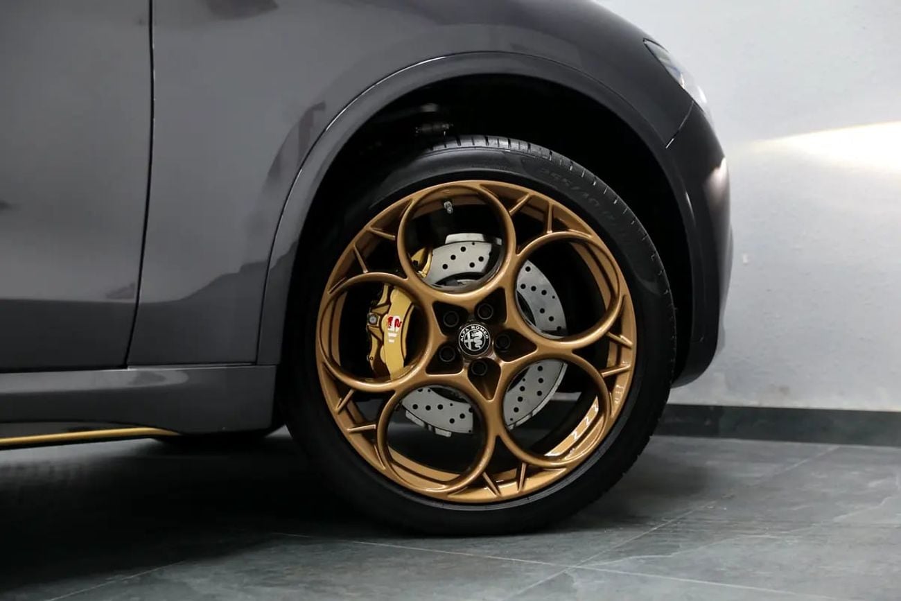 ألفا روميو ستيلفيو Alfa Romeo Stelvio Quadrifoglio 2025 GCC Specs