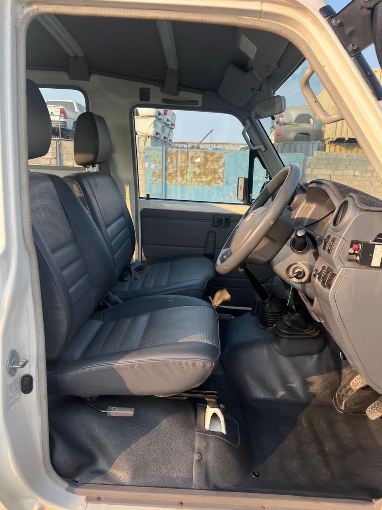 تويوتا لاند كروزر 70