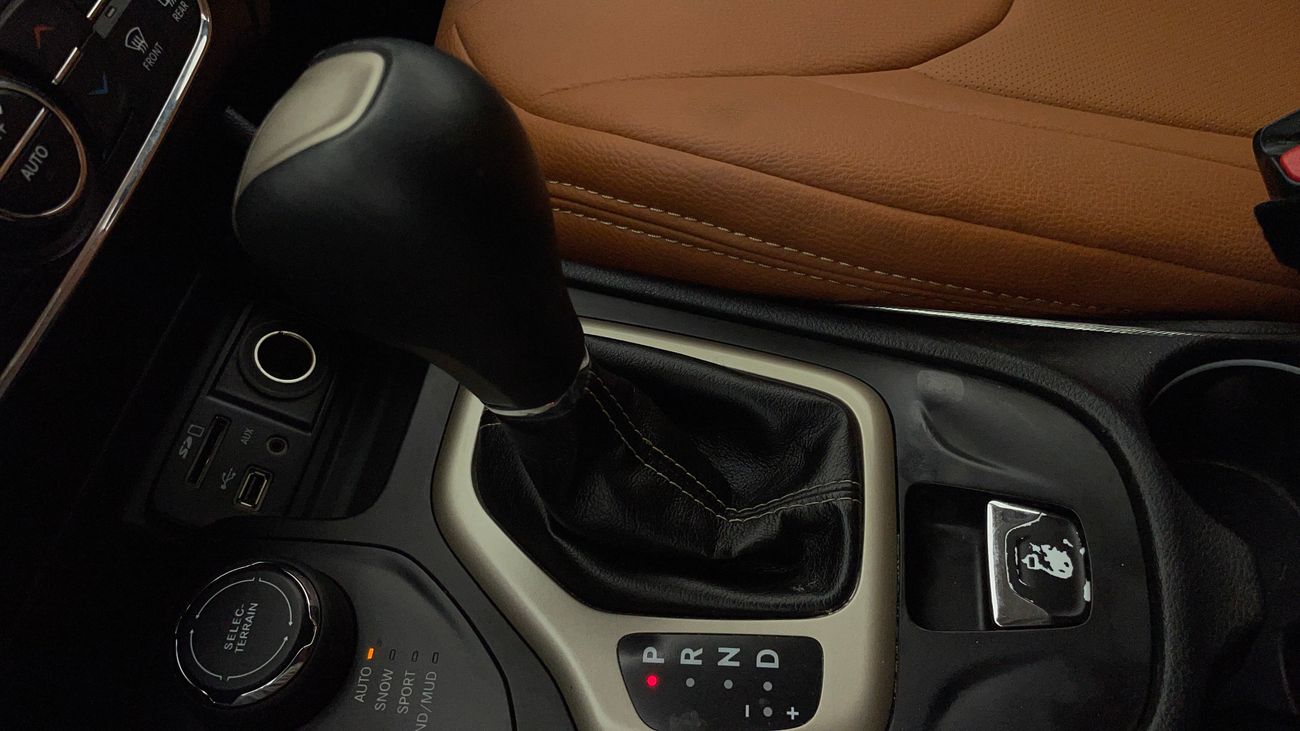 جيب شيروكي LONGITUDE 2.4 | بدون دفعة مقدمة | اختبار القيادة في المنزل