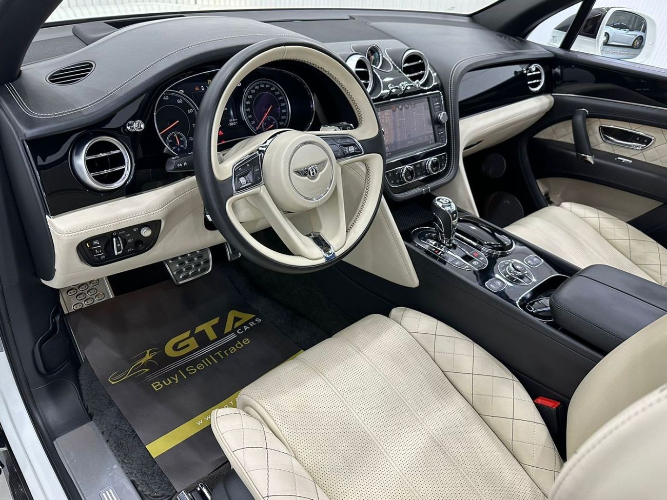 بنتلي بينتايجا Std