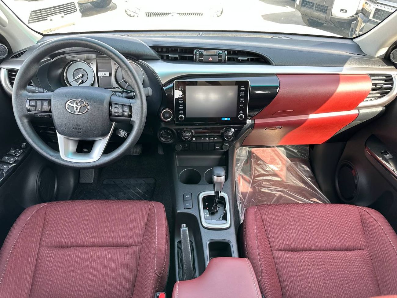 Toyota Hilux SR5 2.7L PTR A/T // 2026 // Full Option With Diff Lock , DVD&Back Camera , Rear AC // Special Offer