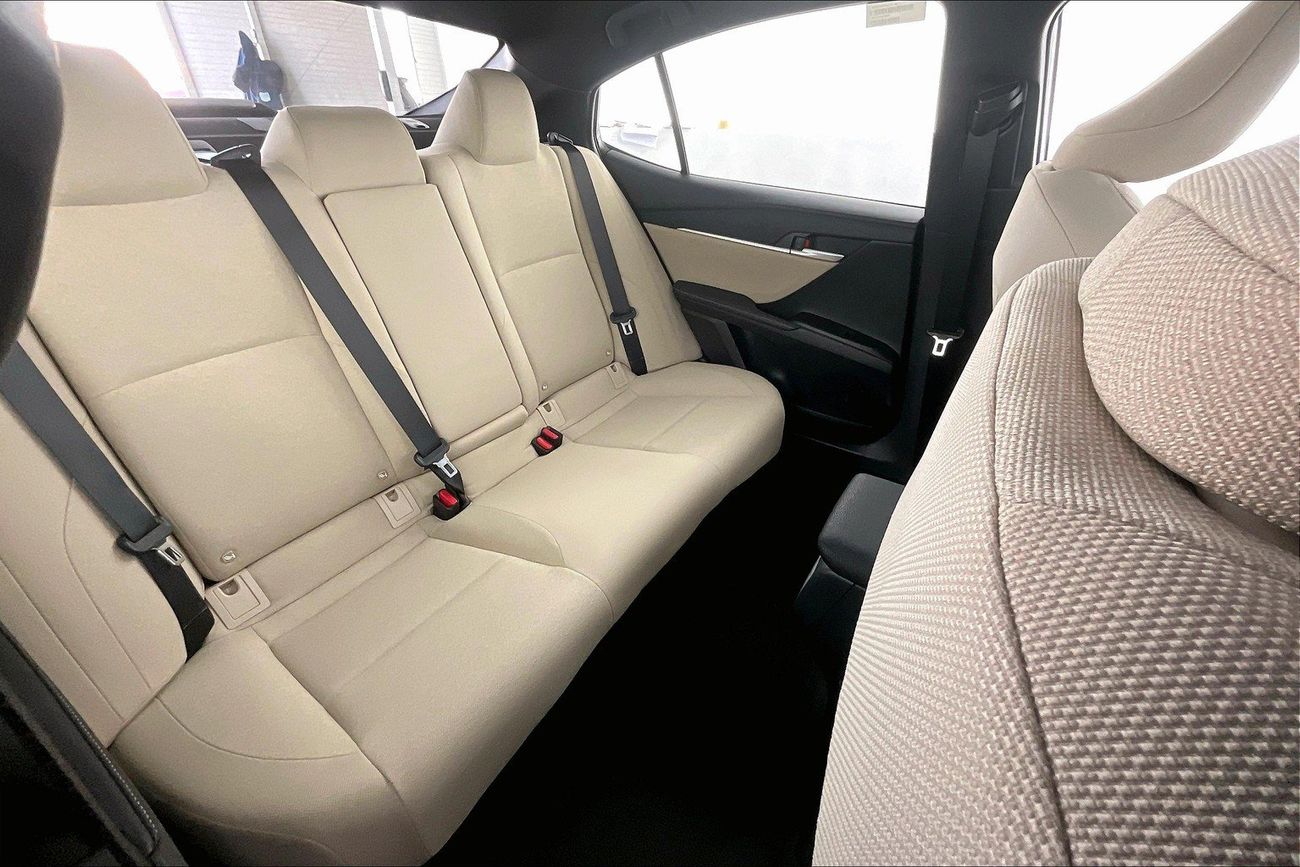 تويوتا كامري XLE | Carnival Sale • UP TO AED 20,000 OFF | شامل الضمان | 0 ﺪﻔﻋﺓ ﺃﻮﻟﻯ