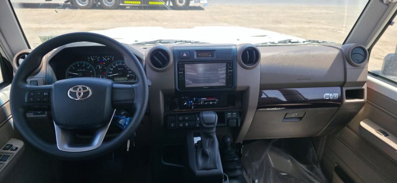 Toyota Land Cruiser 70 4.0 DIFFLOCK
