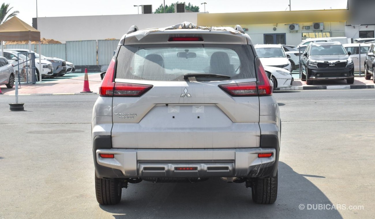 Mitsubishi Xpander CROSS 1.5L, LEATHER SEAT, LED LIGHTS, MODEL 2024 FOR EXPORT