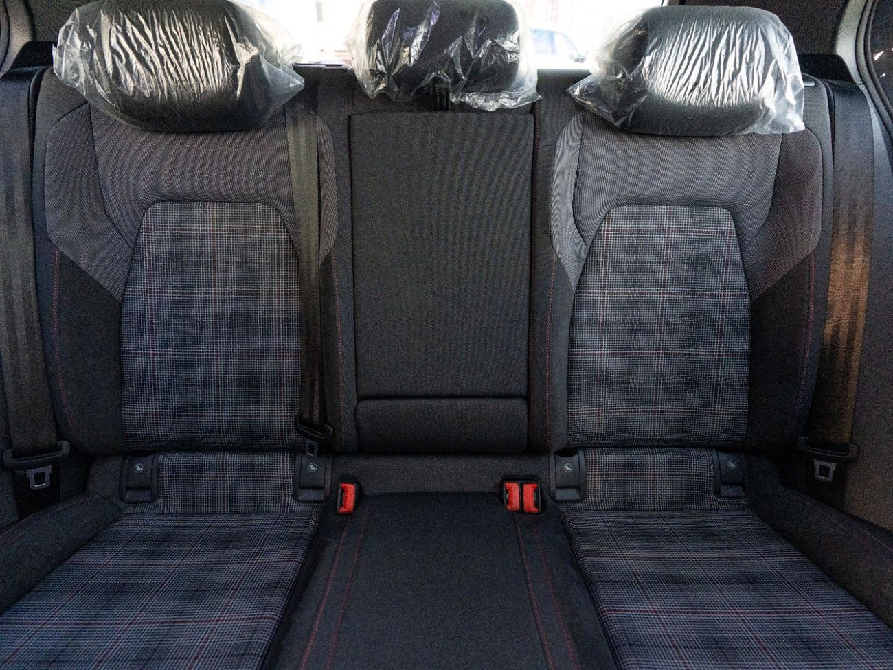 Volkswagen Golf GTI Sport 2.0T