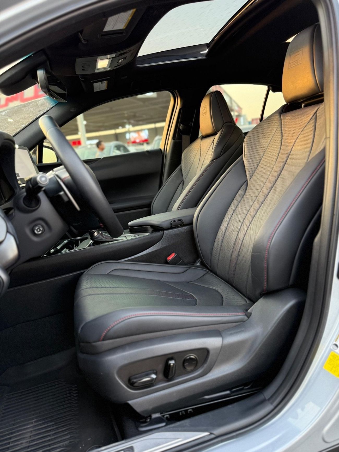 Lexus UX250h F-Sport Hybrid handling 2023 Full Option