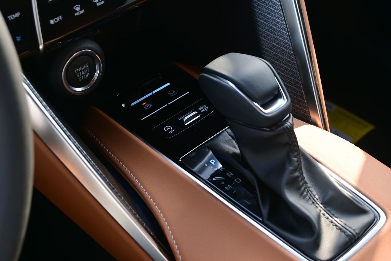 تويوتا فينزا Toyota Venza 2.0L Petrol, Model 2025 Color Black