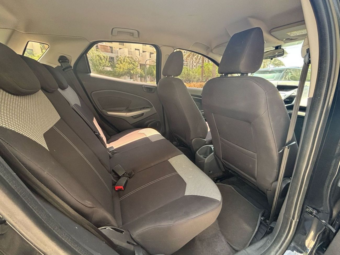 فورد ايكو سبورت GCC LOW KMS LIKE NEW