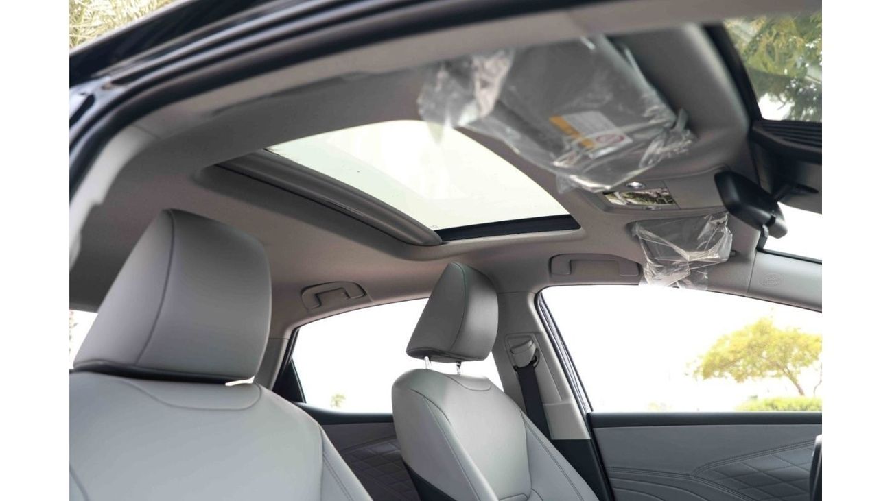 تويوتا bZ3 تويوتا bZ3 Elite Pro 517 موديل 2024 - فضي من الداخل رمادي | للتصدير فقط