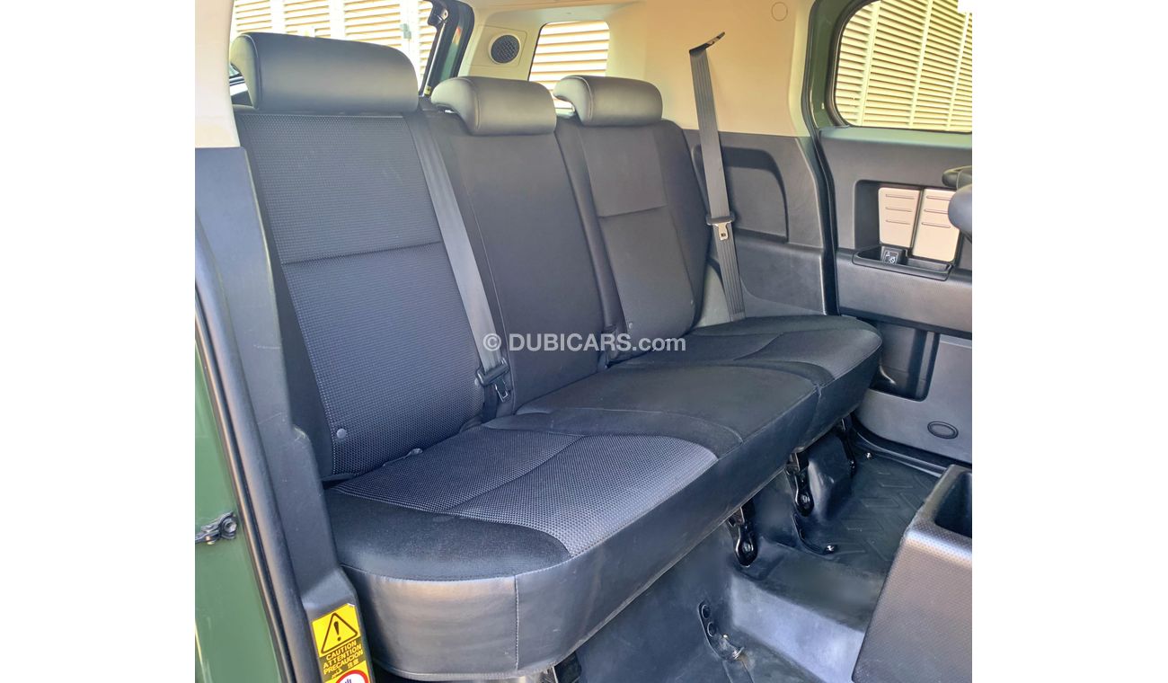Toyota FJ Cruiser - 2014 - VXR - PRISTINE CONDITION - BANK FINANCE AVAILABLE - WARRANTY