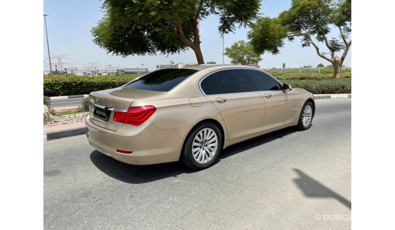 بي أم دبليو 730 Li Clean Car