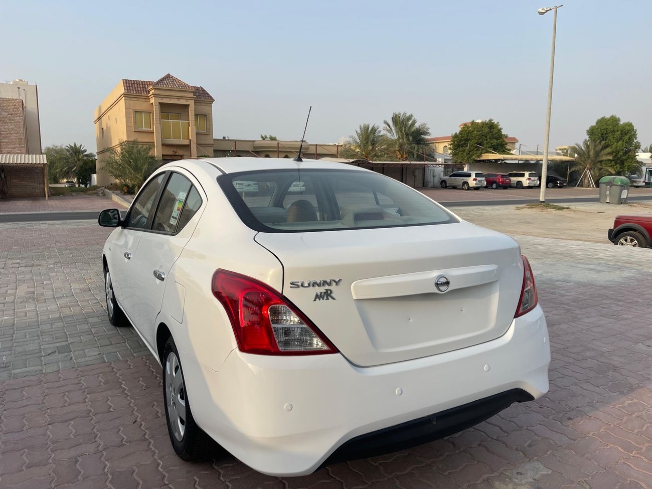 Nissan Sunny 1.5L SV