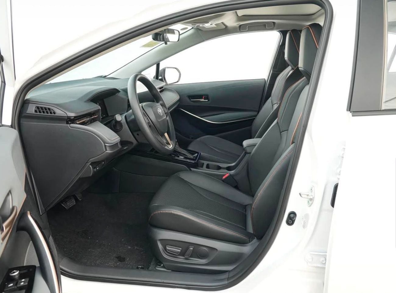 تويوتا كورولا XLI HEV elite full option 1.8 hybrid ready stock