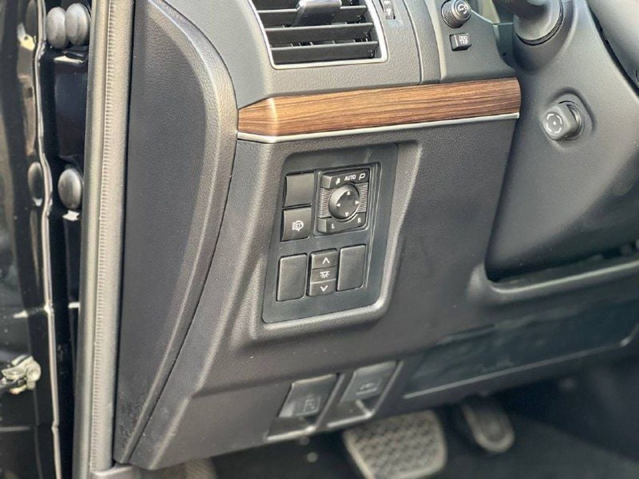 Toyota Prado VX+ 4.0L PTR A/T // 2023 // HIGH OPTION WITH POWER & LEATHER & COOLING SEATS , DVD & BACK CAMERA //