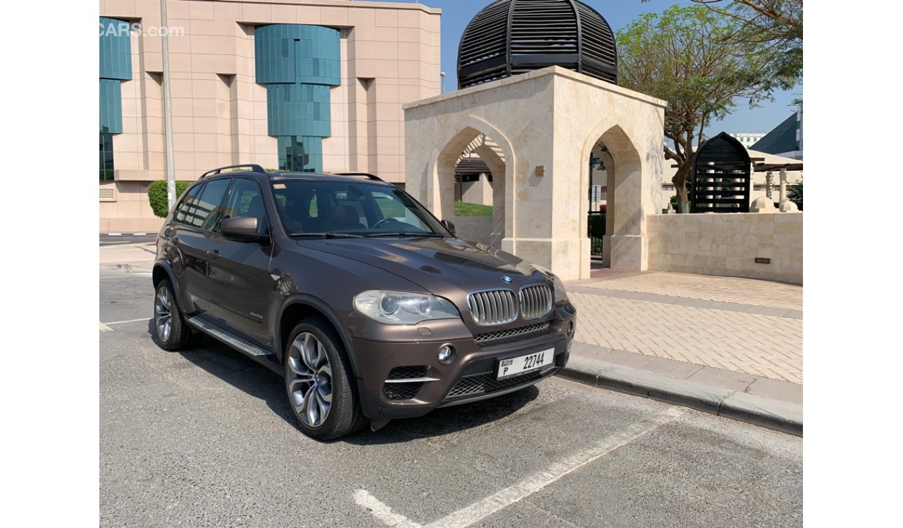 BMW X5 50i