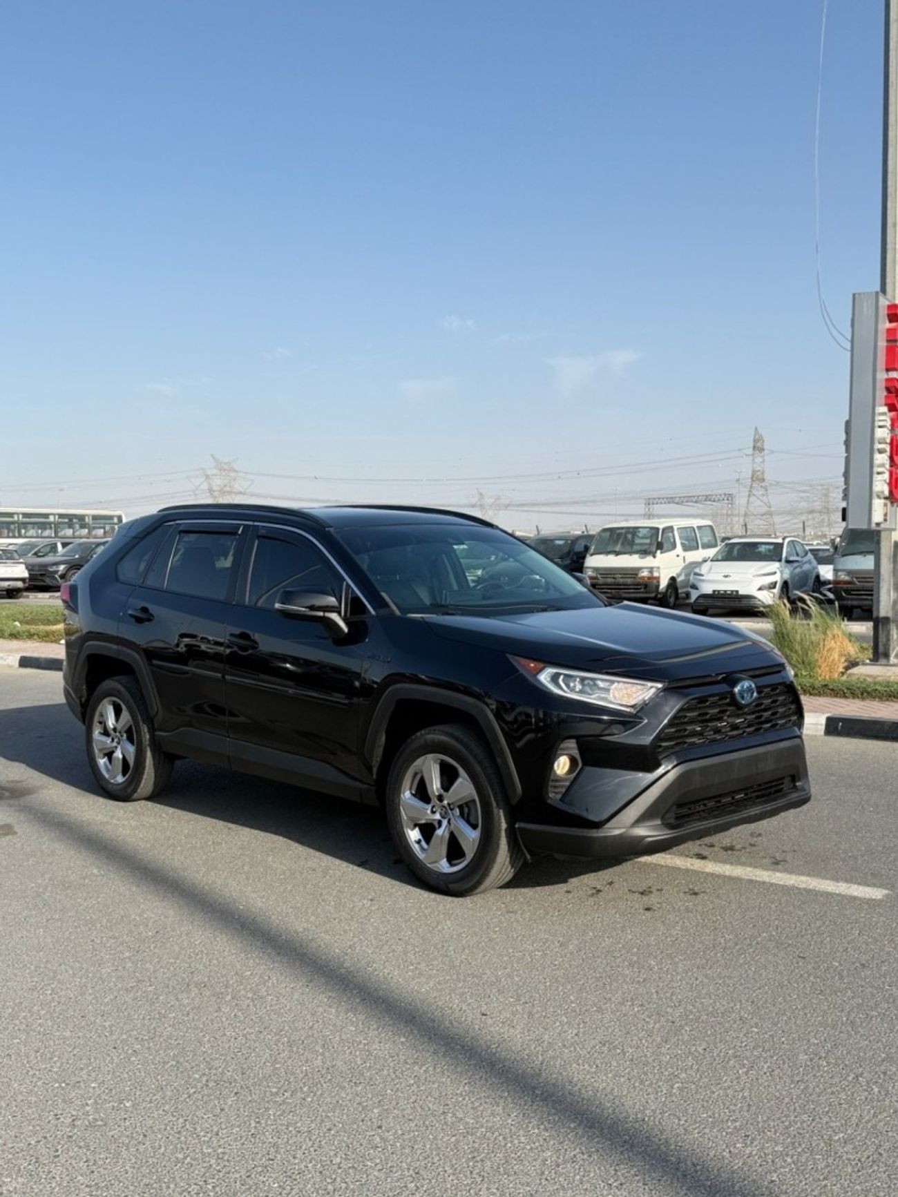 تويوتا راف ٤ RAV4 xle premium Hybrid 4x4