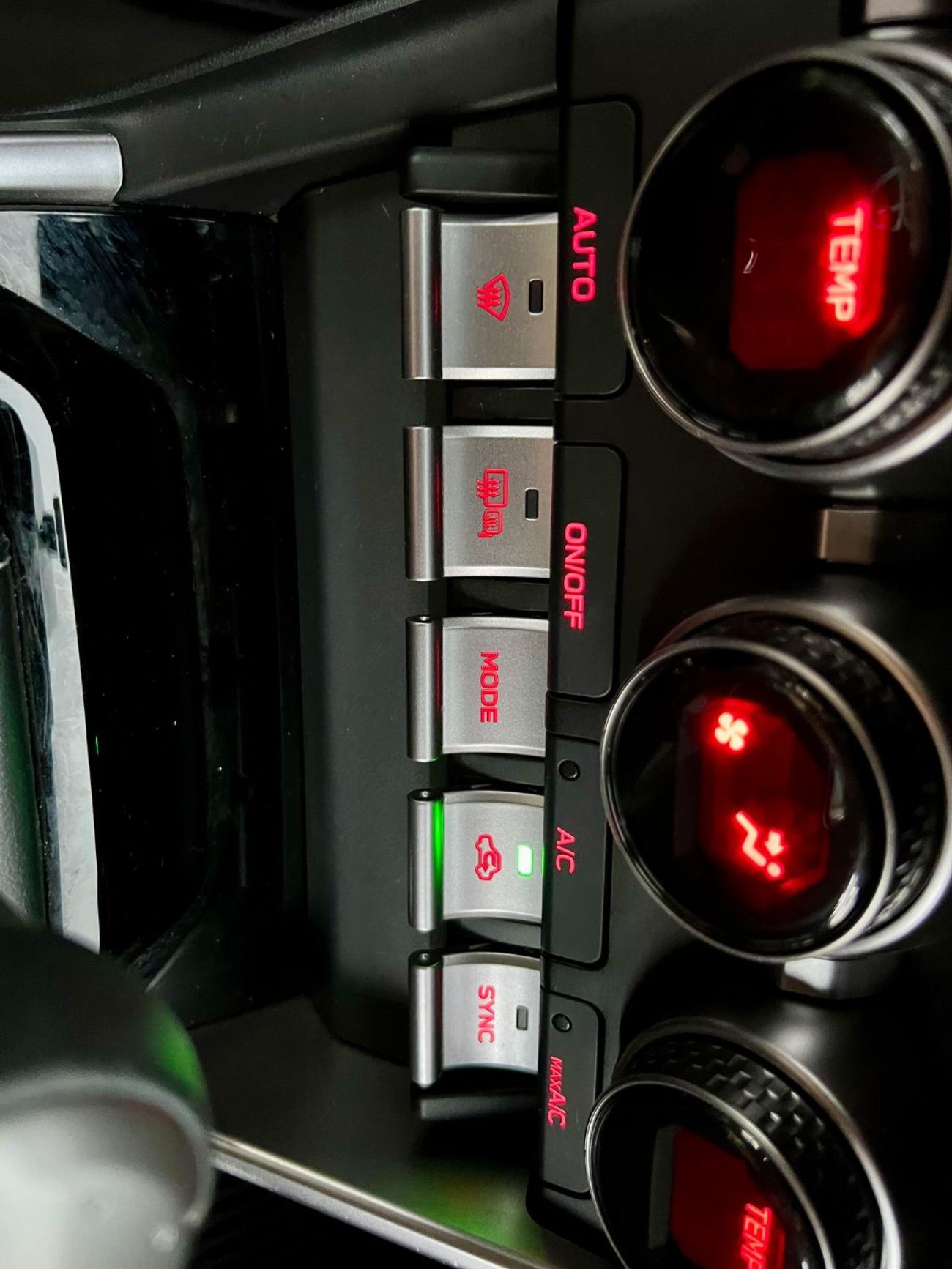 تويوتا 86 GR 2.4L A/T warranty one year bank financie available