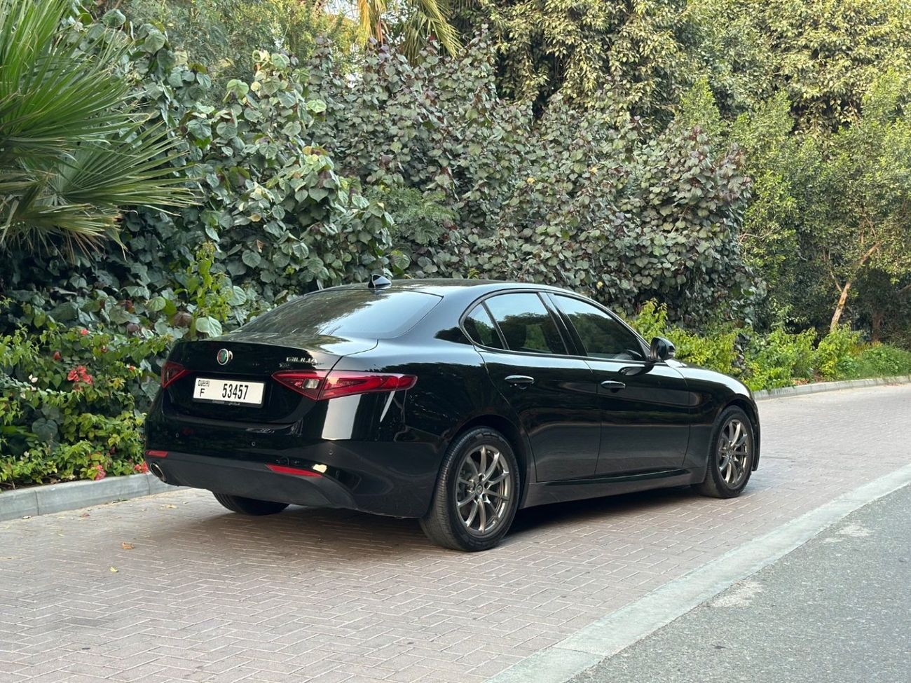 Alfa Romeo Giulia Veloce 2.0L AWD | 2019 | GCC Specs | Gargash | Full Service History | Excellent Condition