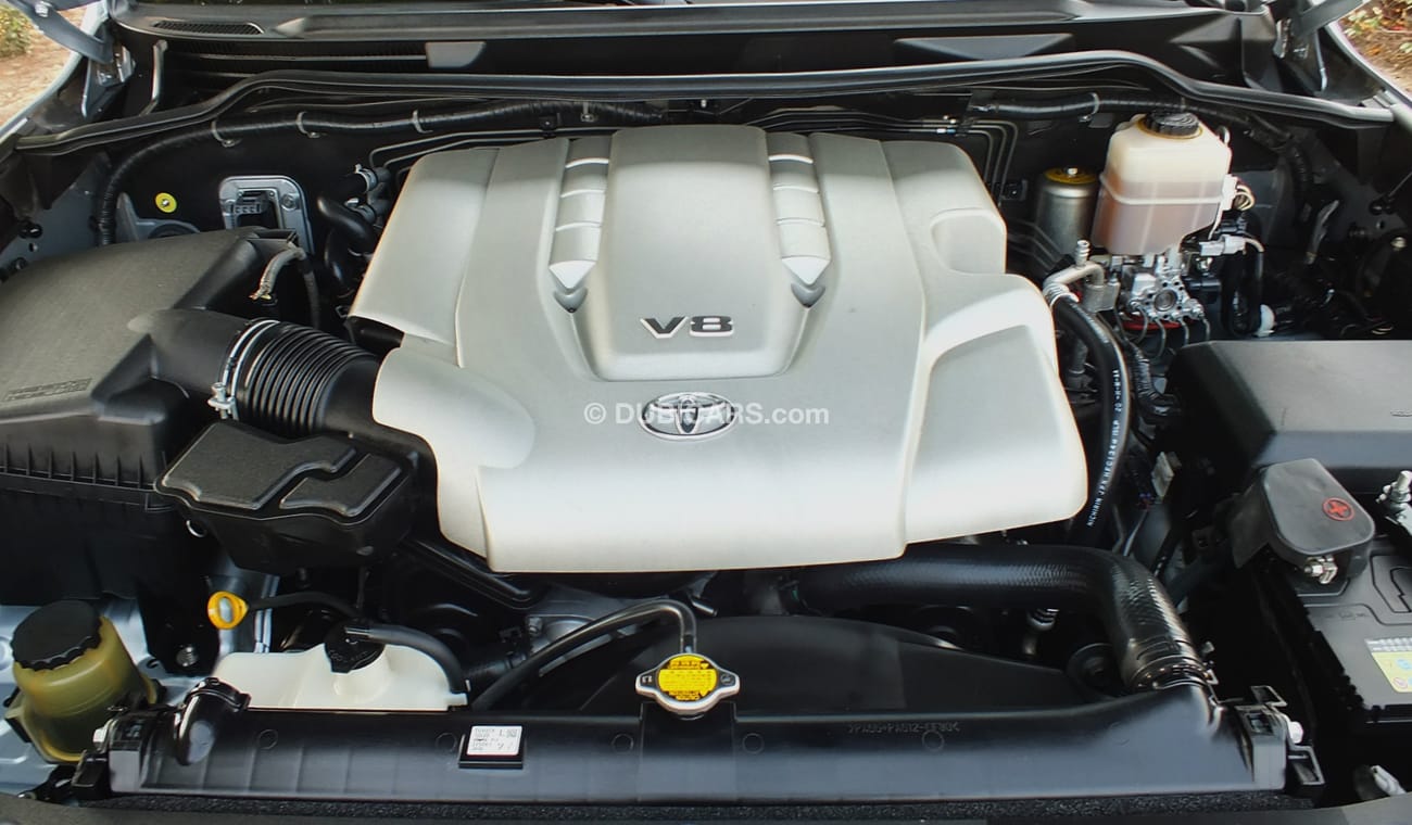 Toyota Land Cruiser VXRi V8