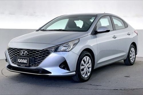 Hyundai Accent Smart / GL | National Day Celebration | Guaranteed Warranty | 0 Down Payment