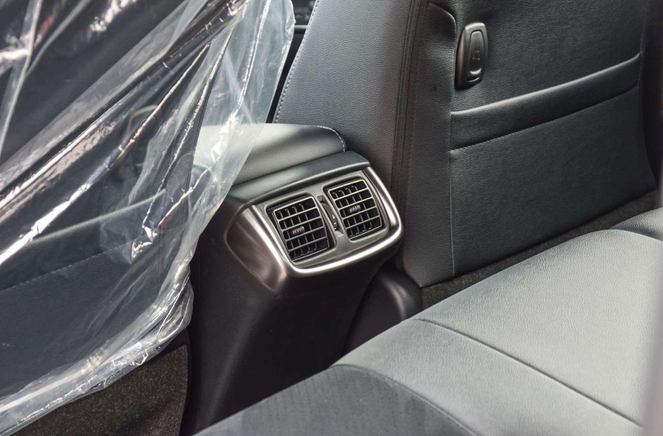 تويوتا هيلوكس TOYOTA HILUX GR 2.8L 4WD 4DOOR AT PICKUP 2024