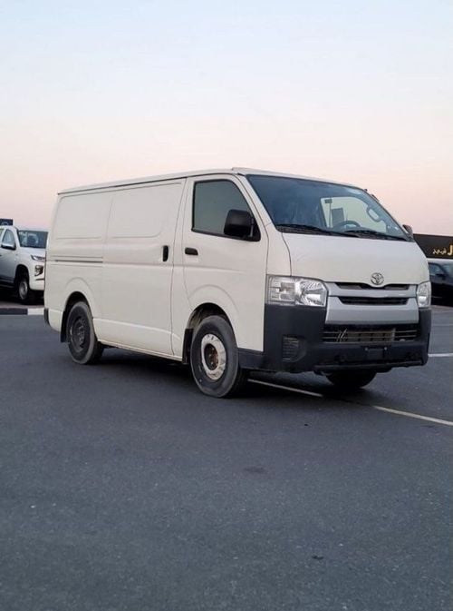 Toyota Hiace Toyota Hiace Cargo 2.7L Petrol 2026