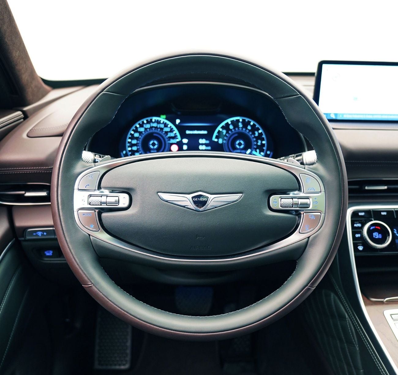 جينيسس GV80 Royal 3.5L AWD 2022 Genesis GV80, 2027 Genesis Warranty + Service Pack, Full Options, Low Kms, GCC