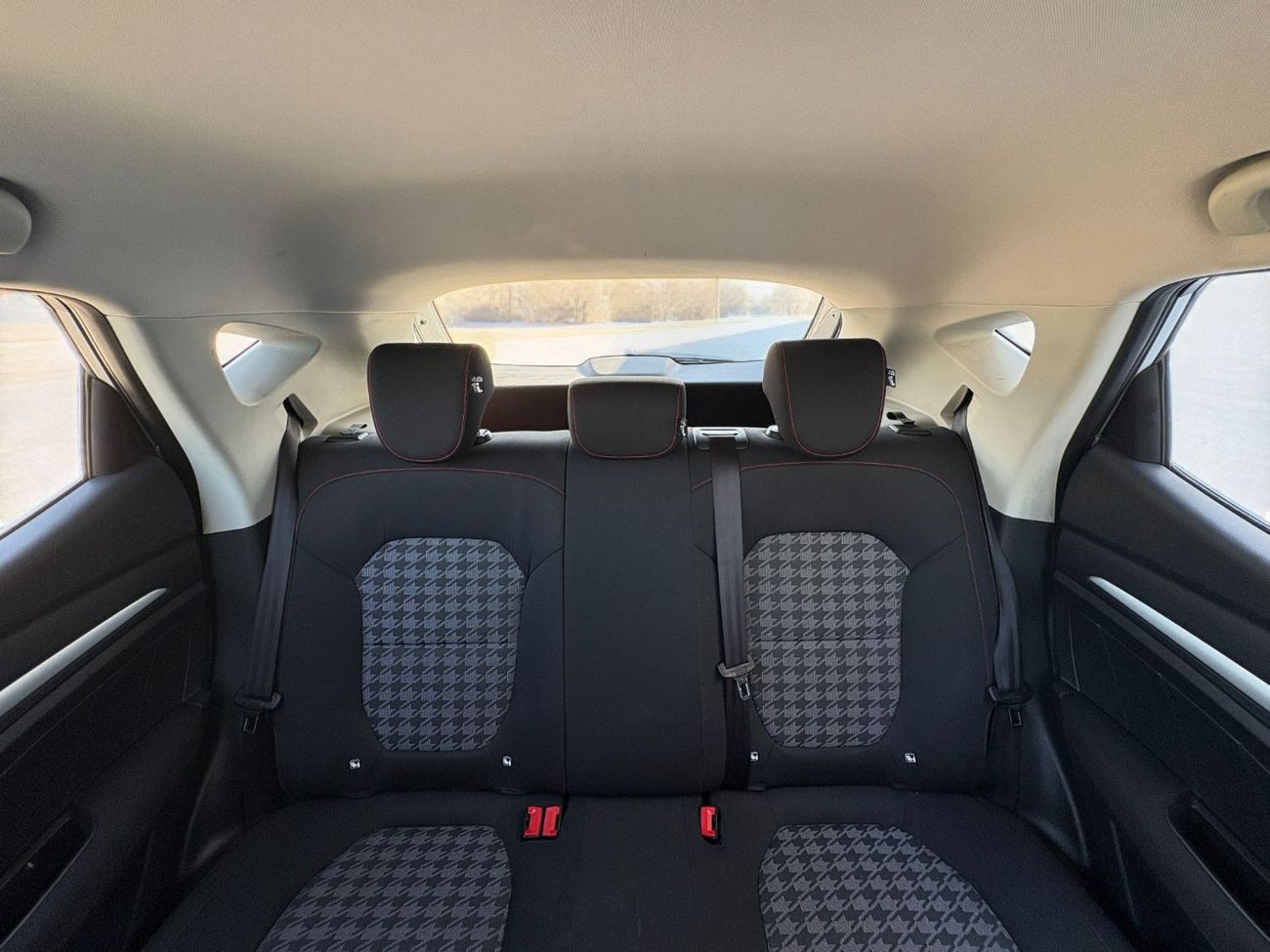 MG ZS ZS | 2024 | GCC SPECS | SILVER EXTERIOR | AED 799 per month