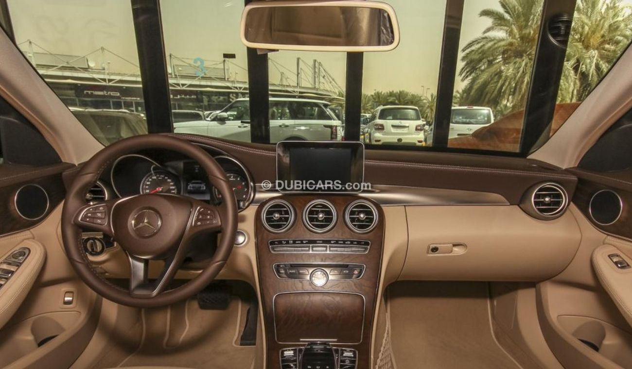 مرسيدس بنز C 200 AMG body kit