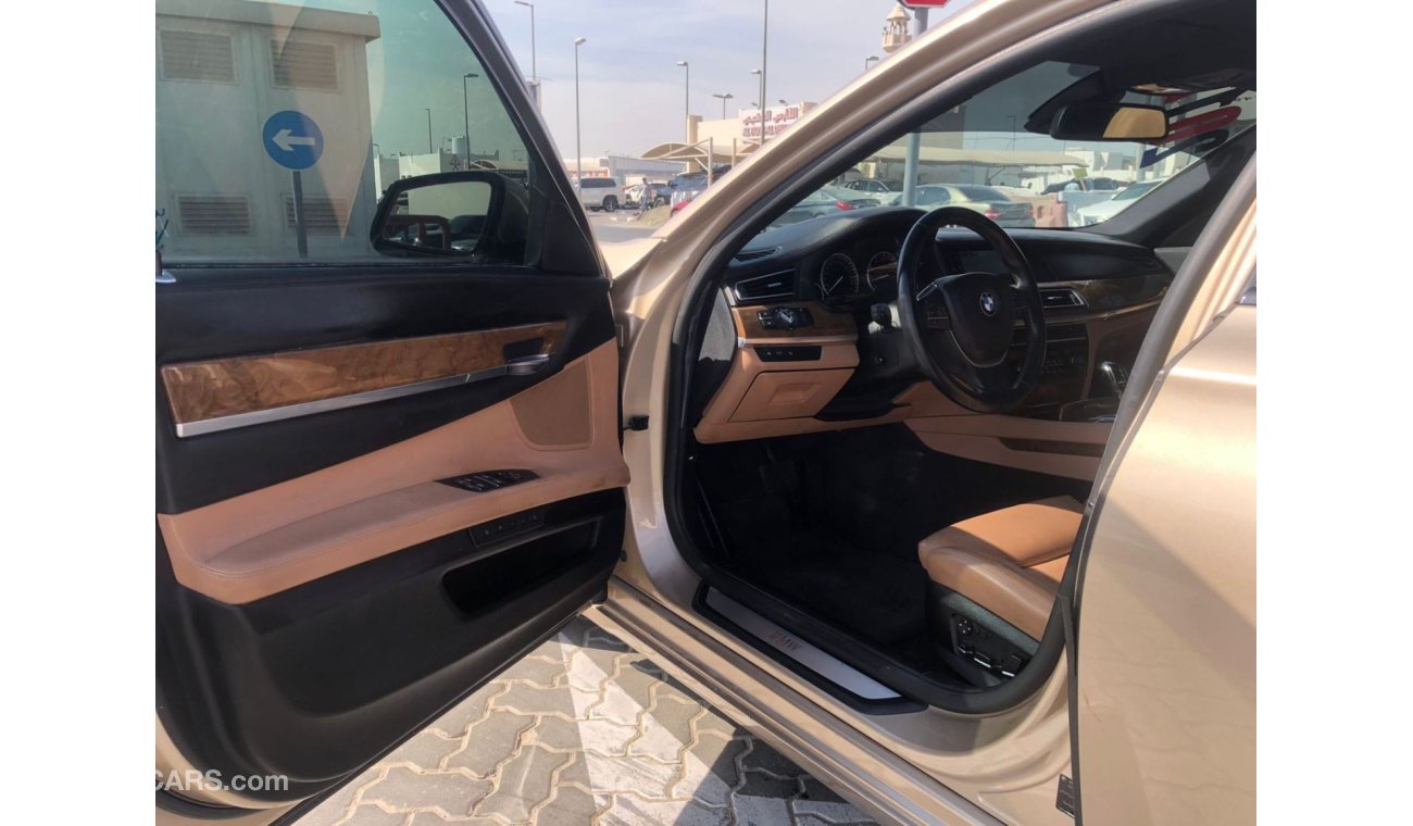 BMW 750Li BMW 750