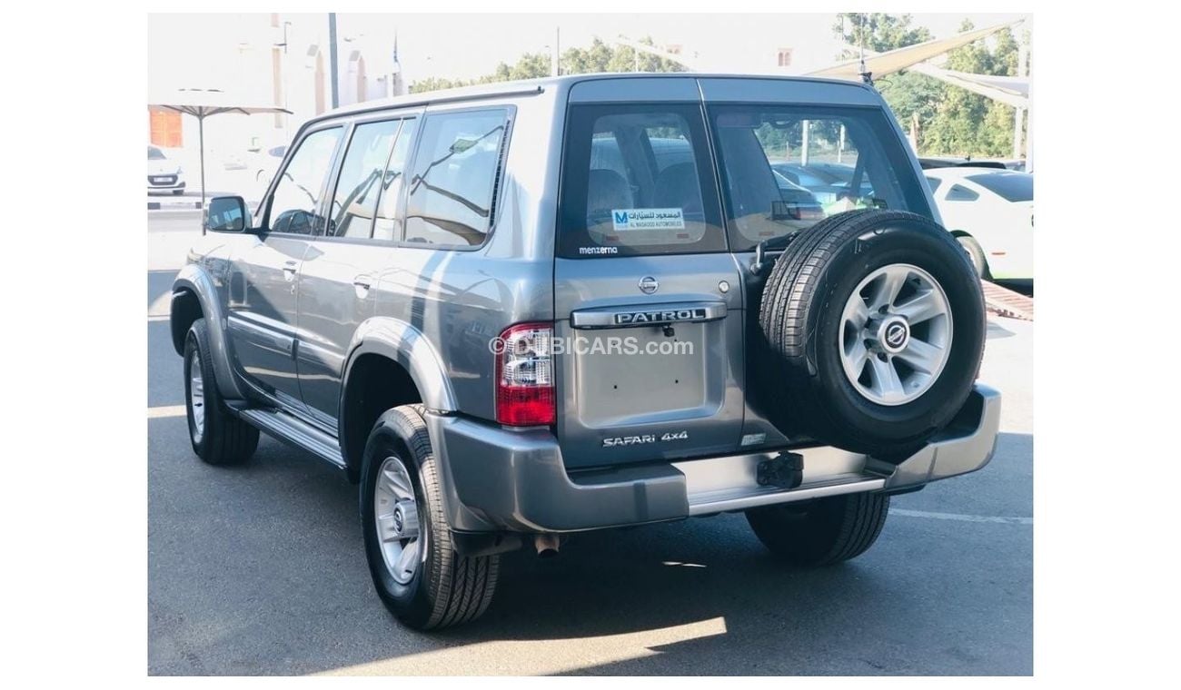 نيسان باترول سفاري نيسان باترول سفارى 2004 بحاله ممتازه قير عادى