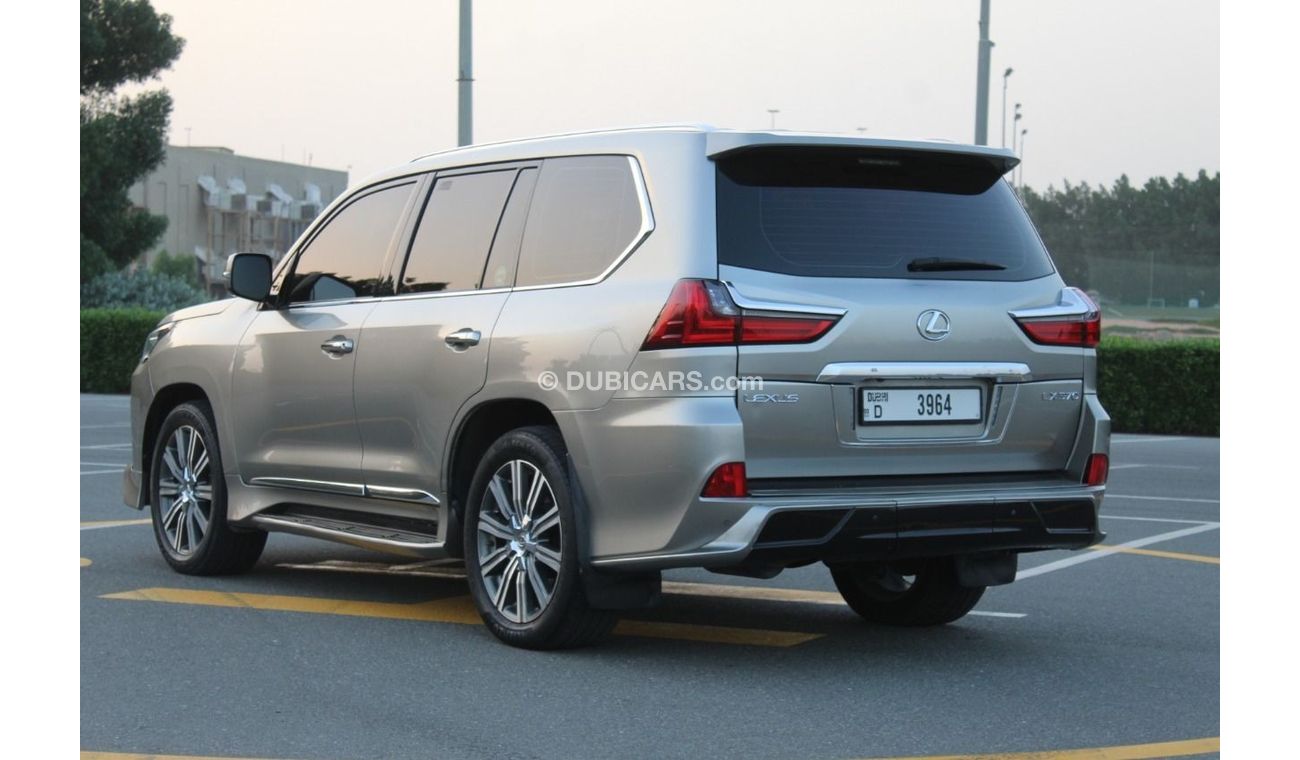 لكزس LX 570 لكزس ال اكس ٥٧٠ بلاتينيوم ٢٠١٦