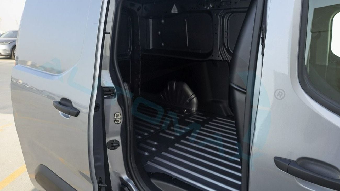 Fiat Doblo L2 Van 1.6L FWD 2025 GCC 0Km With 5 years Or 100,000 Km Warranty @Official Dealer