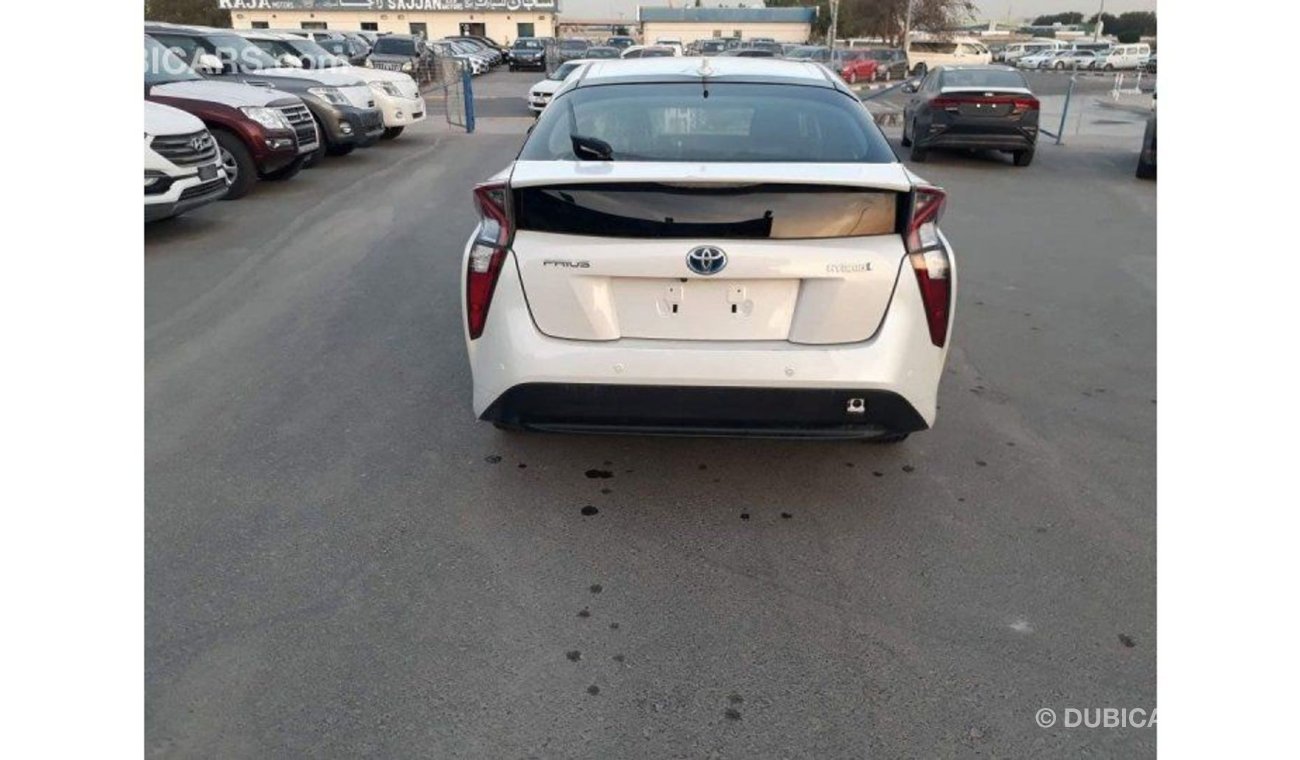 تويوتا برياس TOYOTA PRIUS ///HYBRID///1.8L 2017////SPECIAL OFFER/////BY FORMULA AUTO ////FOR EXPORT