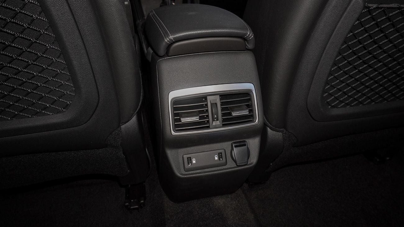 رينو كوليوس 4WD  2.5L