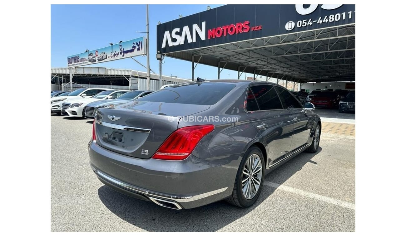 Genesis G90 Platinum