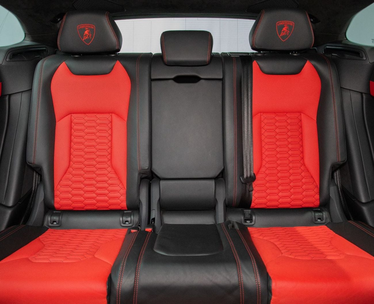 Lamborghini Urus STD