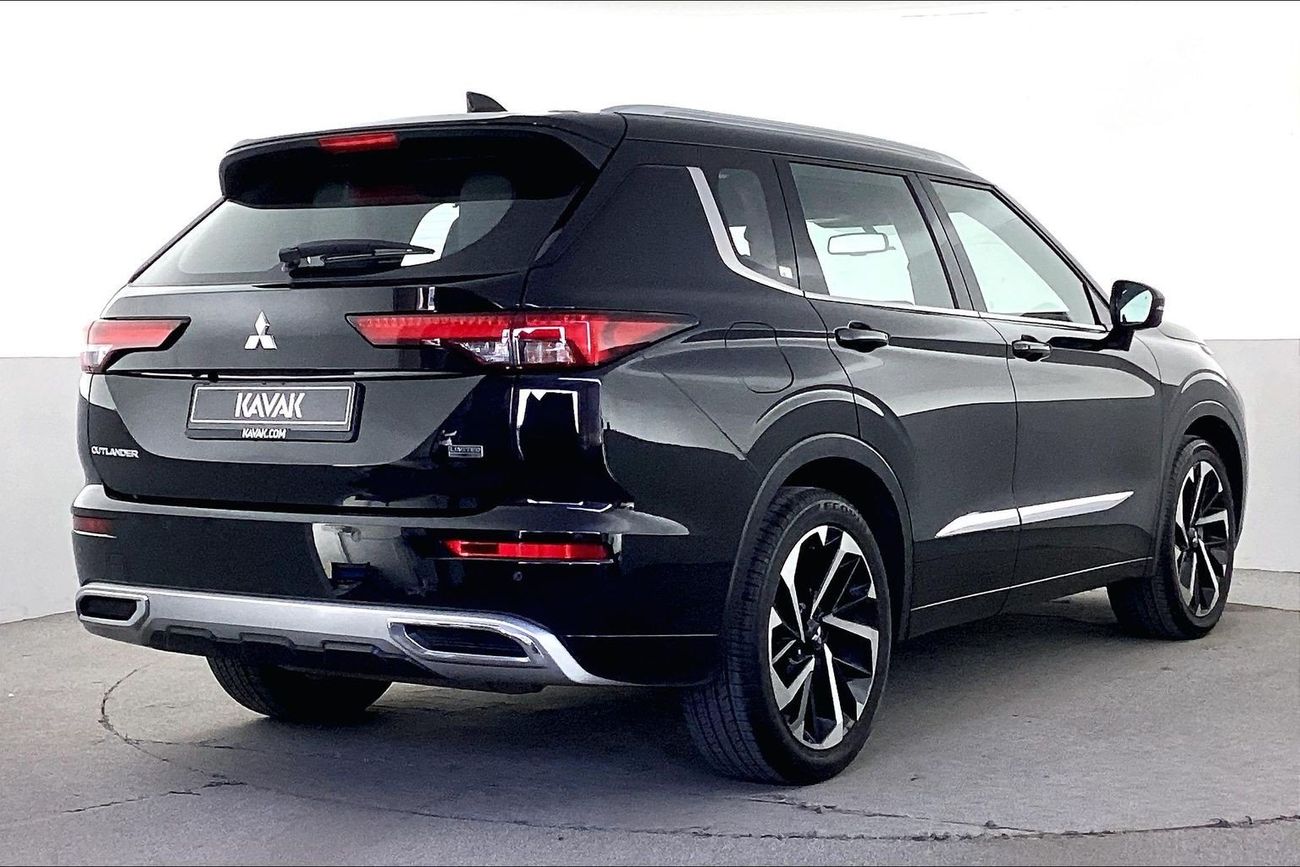 Mitsubishi Outlander Premium - Launch Edition | Carnival Sale • UP TO AED 20,000 OFF | Guaranteed Warranty | 0 Down Payme