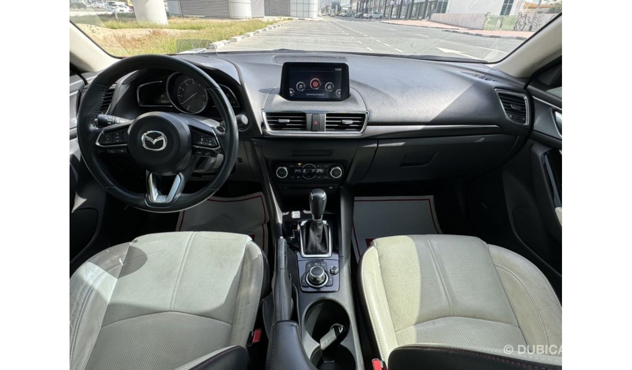 Mazda 3 MAZDA 3 R GRADE-FULL OPTION-2019-GCC-UNDER MAZDA WARRANTY 0%DP-FINANCE 5 YEARS