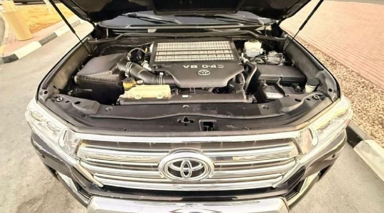 Toyota Land Cruiser GXR