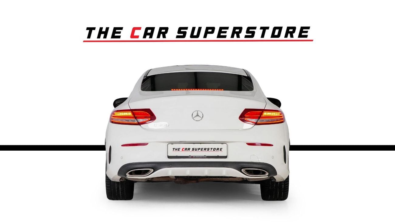 Mercedes Benz C200 AMG GCC-Carbon Fiber Interior Trim-Memory seats